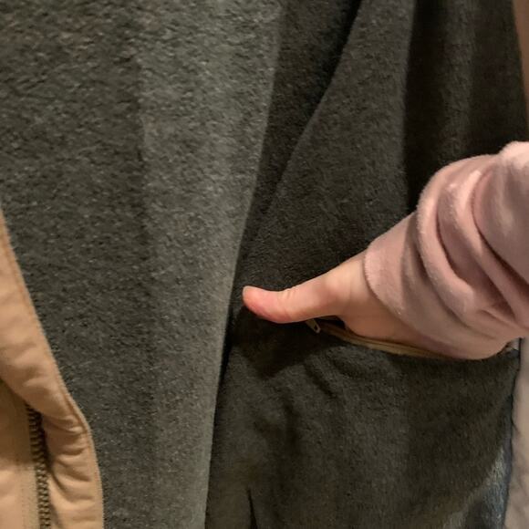 Fieldmaster Men’s Outdoor Tan Fishing hunting Vest size XL with knife po… - Picture 12 of 14